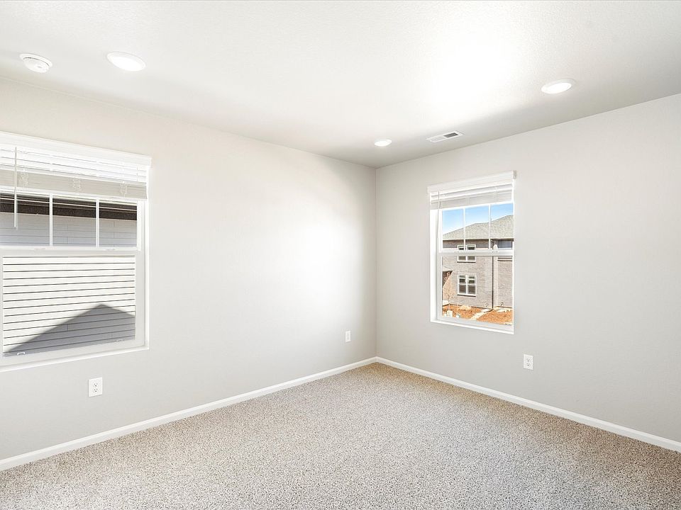 The Vail floorplan, images taken at Horizon Uptown in Aurora, CO.