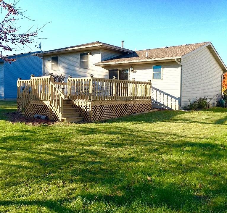 1st image of 843 Capitol Dr