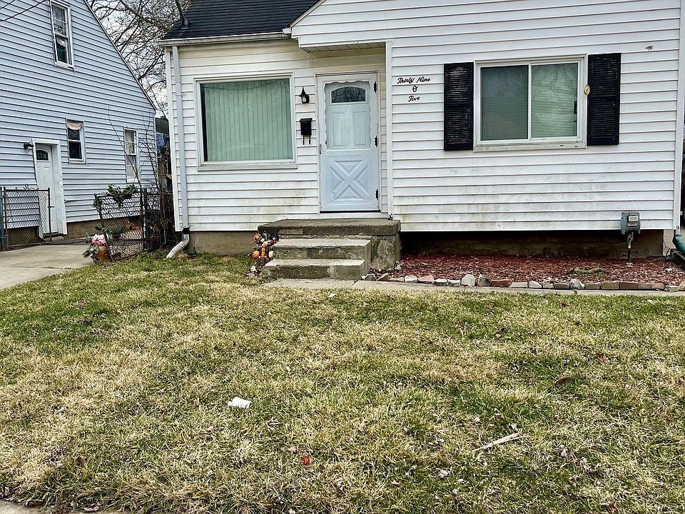 1st image of 3905 Clairmont St