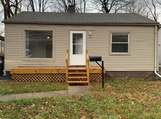 5913 Merrick St, Taylor, MI 48180