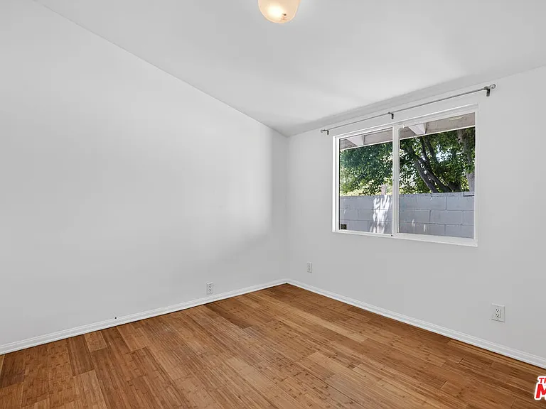 6292 Lubao Ave — Photo 26
