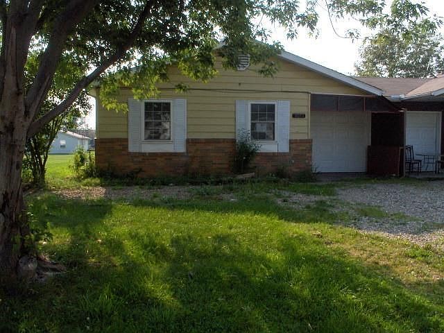 1st image of 9283 Gerald Dr