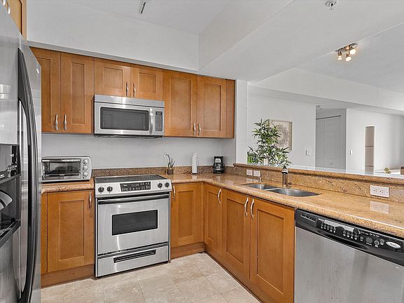 3rd image of 1745 E Hallandale Beach Boulevard #1001 W