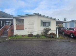 828 Shadow Ranch Ln, Roseburg, OR 97470