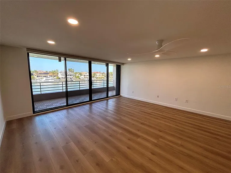 6260 Kipps Colony Ct #203 — Photo 14