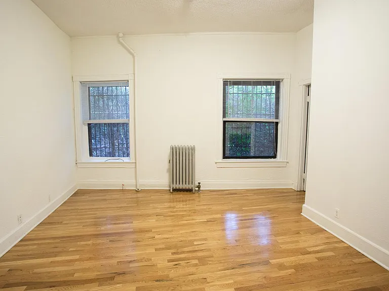 Dining/Living room