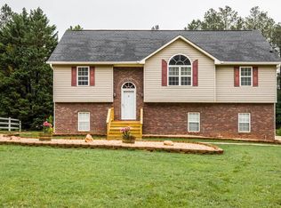 148 Eagles Nest Cir, Carrollton, GA 30116