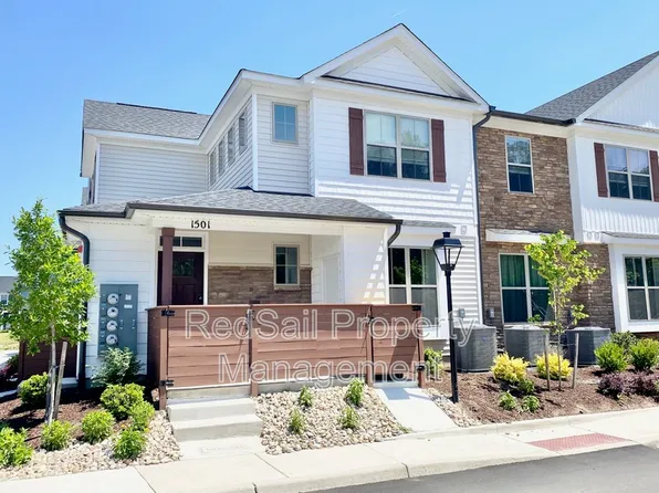 1501 Kathy Ann Way E, Carrollton, VA 23314