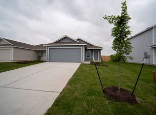 577 Rancho Del Cielo Loop, Jarrell, TX 76537