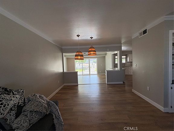 3rd image of 26378 Ridgemoor Rd