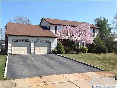 2nd image of 36 Erin Ln