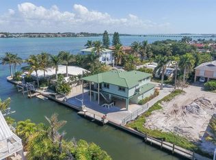 405 20th Pl N, Bradenton Beach, FL 34217