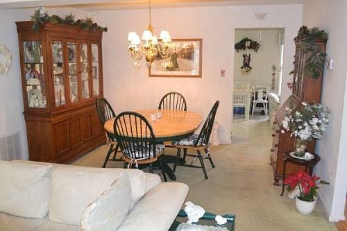2nd image of 5934 Berkshire Ct