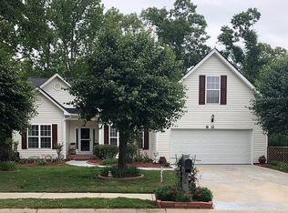 609 Bindon Ln, Simpsonville, SC 29680