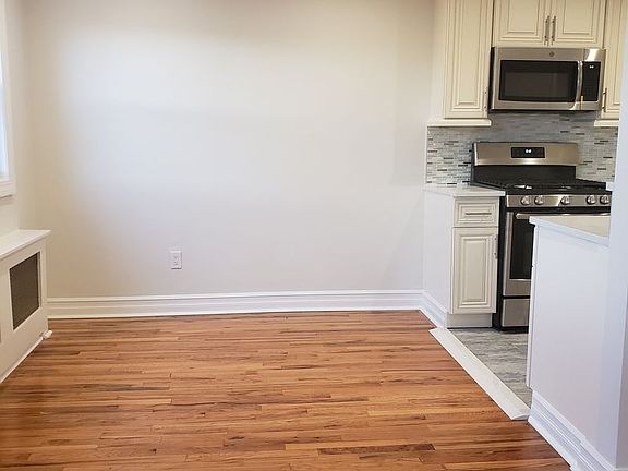 4th image of 1979 77th St #3