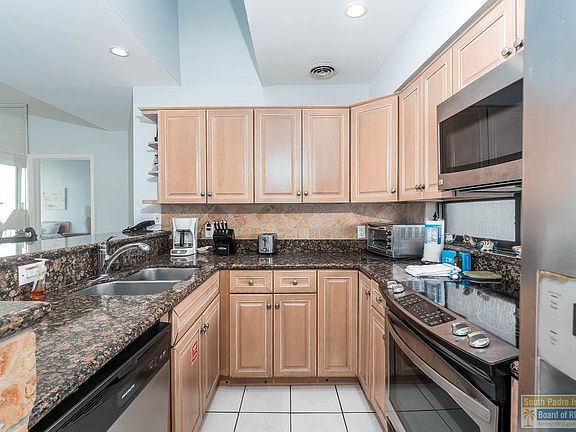 5th image of 400 Padre Blvd #9152