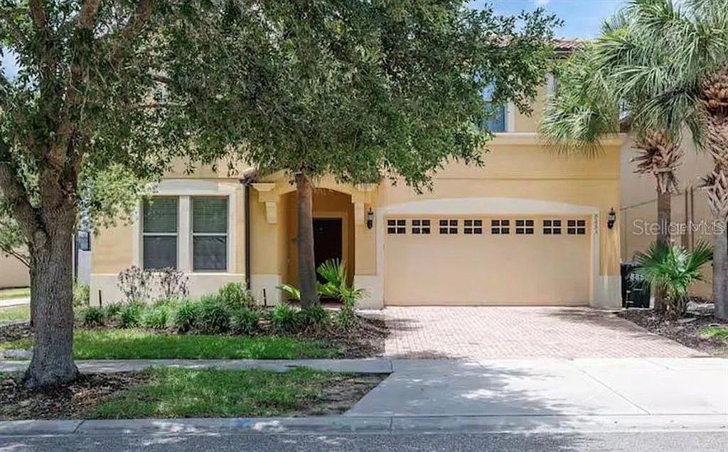 9 bed, 6.0 bath, 4391 sqft, $3,800 — Photo 2
