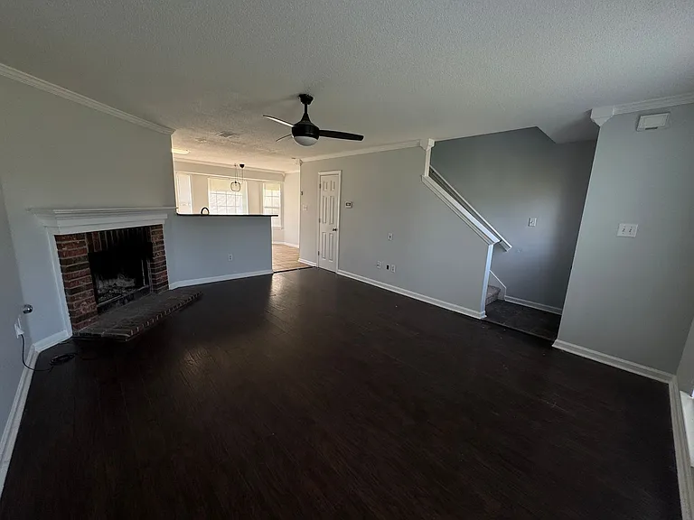 12607 Hunters Forest Cv — Photo 4