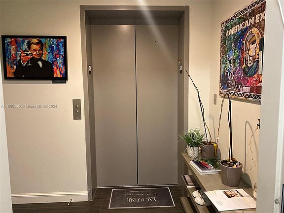3rd image of 488 NE 18th St Unit 3708
