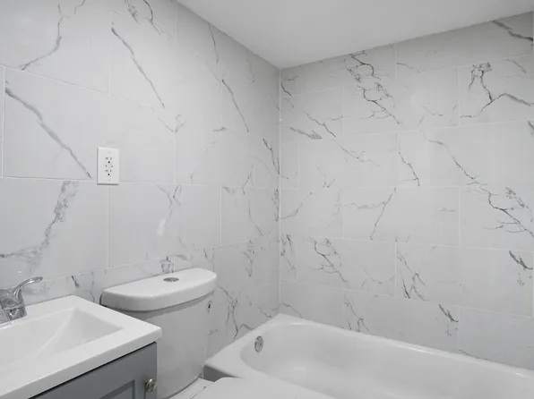 455 East 40th Street A image 14 of 14