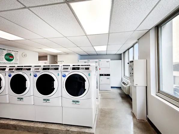 333 East 45th Street image 10 of 12