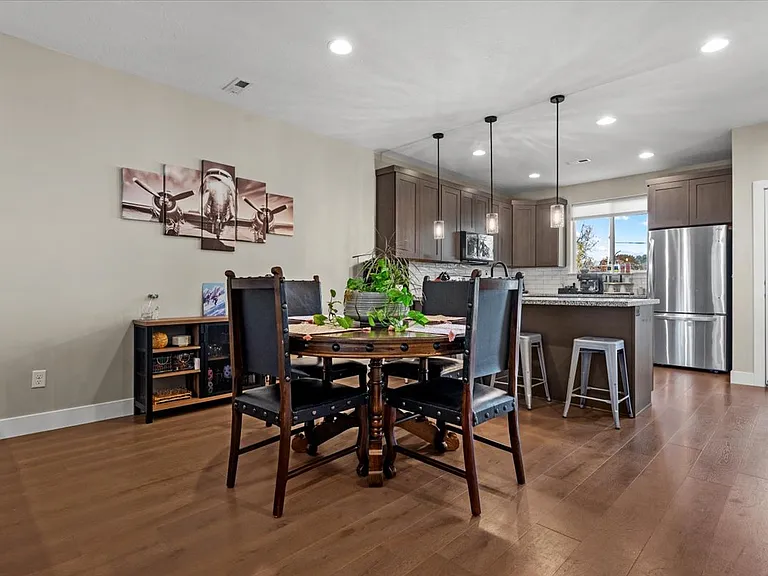 1411 E Komenda Way — Photo 6