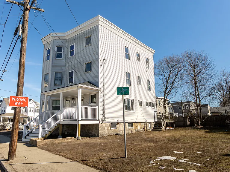 180 Shirley St #3 — Photo 16