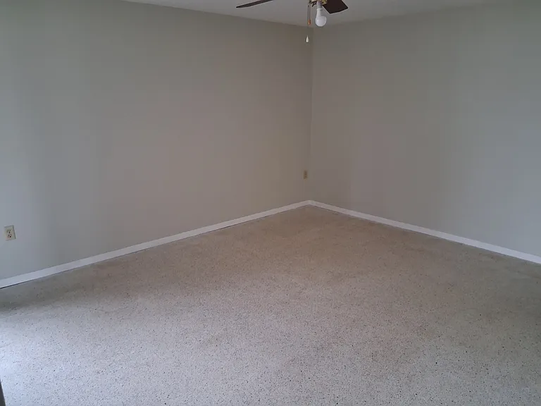 318 Azalea Ave — Photo 4