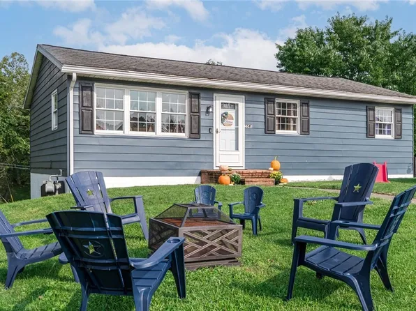 5541 Ridgewood Dr, Cambridge, OH 43725