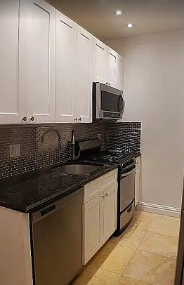 1st image of 1720 2nd Ave APT 2B