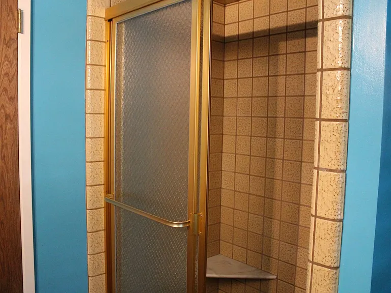 4301 Flintridge Dr — Photo 33