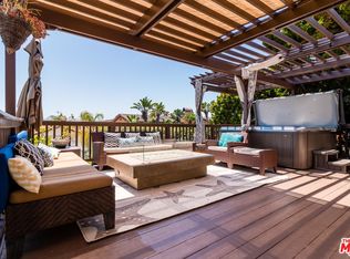 2118 Harriman Ln, Redondo Beach, CA 90278