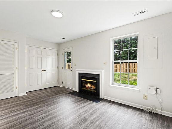 5th image of 10043 Gander Ct