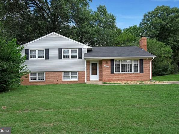 14920 Carlbern Dr, Centreville, VA 20120