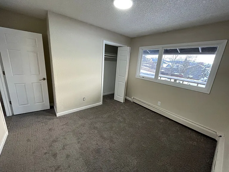 6701 E 6th Ave — Photo 18