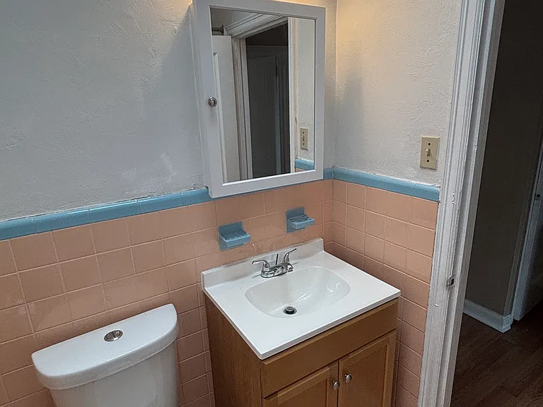 6235 Walker St — Photo 17