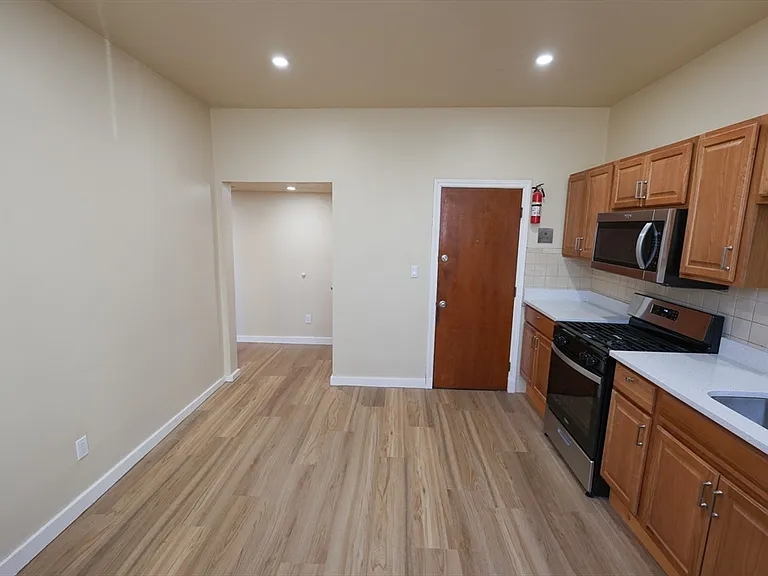 112 Amory St #1 — Photo 4