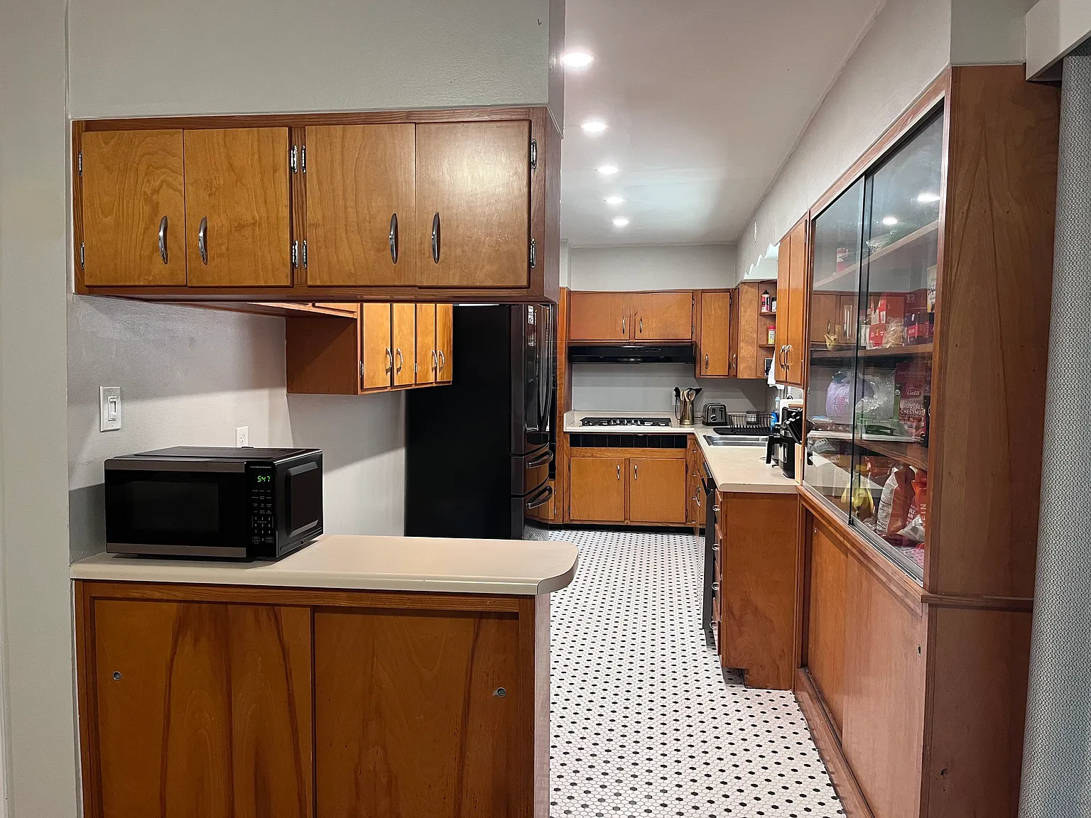 1 bed, $649 — Photo 4