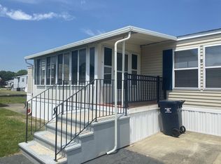48 Natick Dr, Taunton, MA 02780