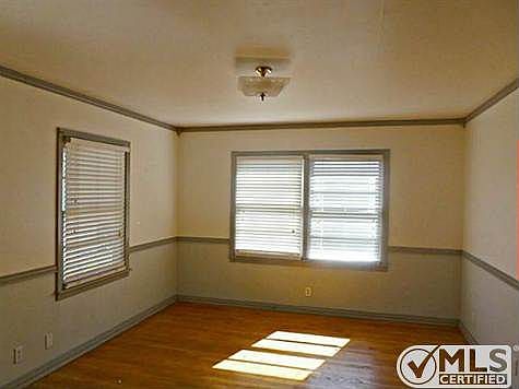 3rd image of 5020 Monna St