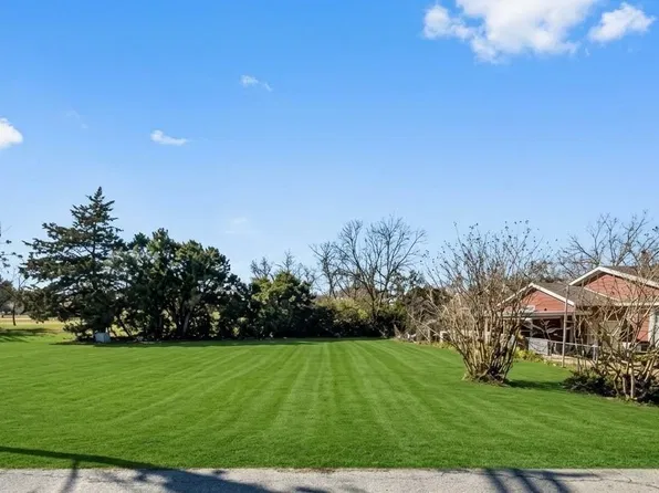 1610 Carver St, Navasota, TX 77868