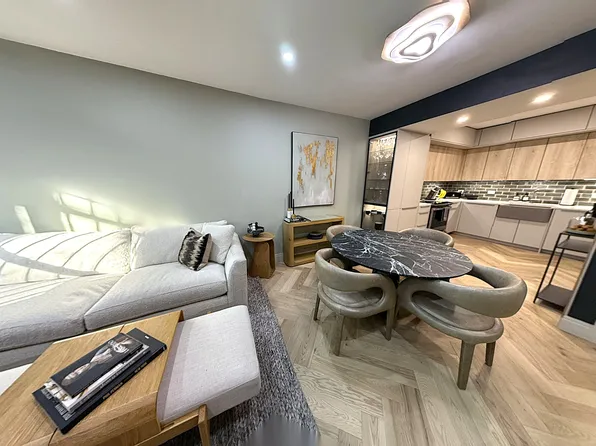 668 Washington Street image 3 of 14