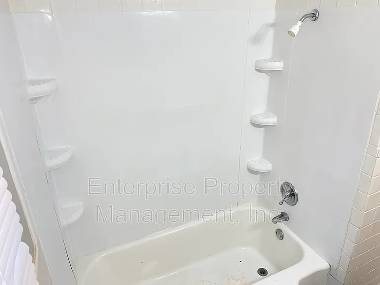 599 Houston St — Photo 16