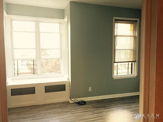 Rented by Kian Realty | media 20