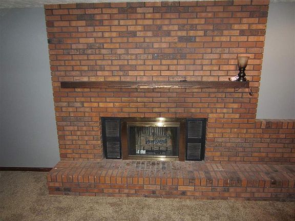 4th image of 4205 11th Ave