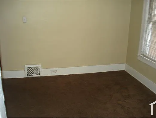 1626 Gladstone St #1 — Photo 8