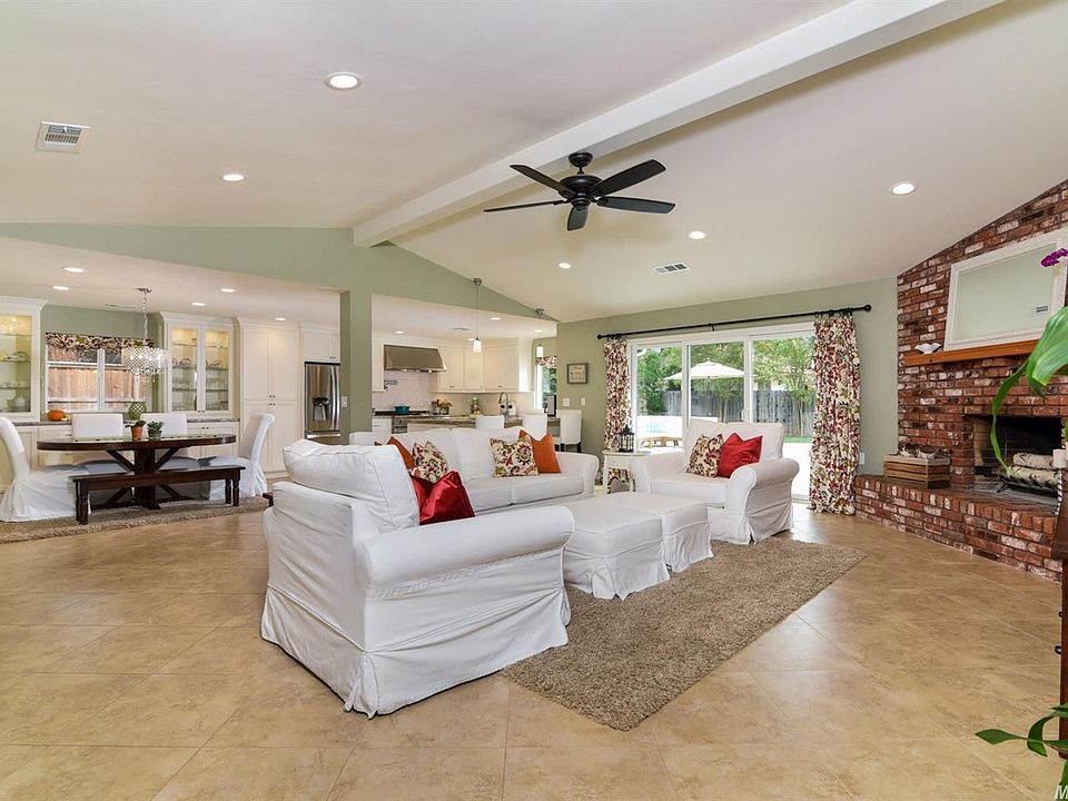 1st image of 100 Oak Canyon Way