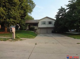 16956 William St, Omaha, NE 68130