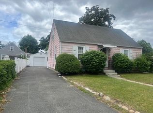 117 Saint James Blvd, Springfield, MA 01104