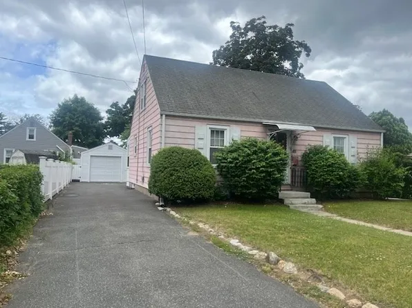 117 Saint James Blvd, Springfield, MA 01104